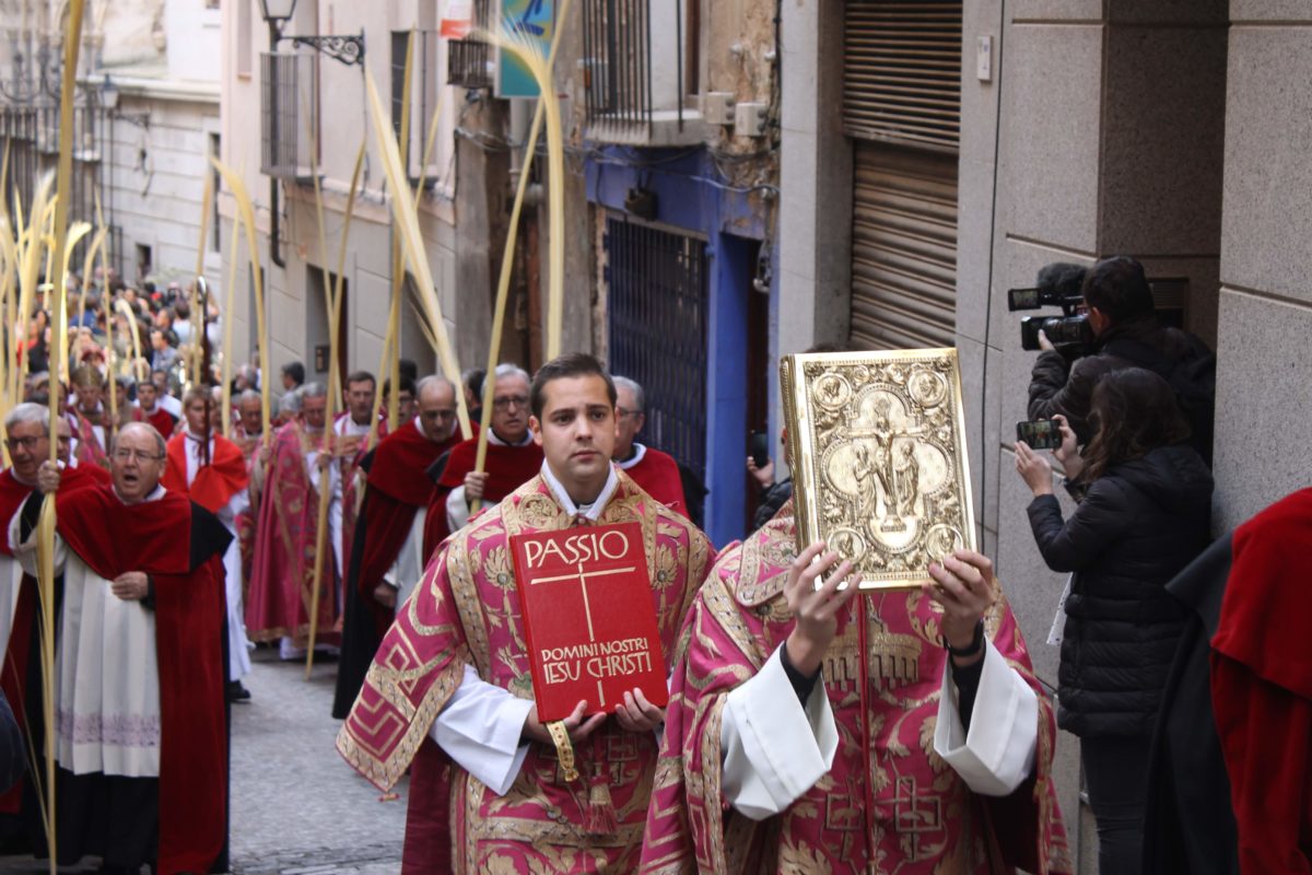 Domingo de Ramos en la Catedral Primada: Galería Fotográfica ...