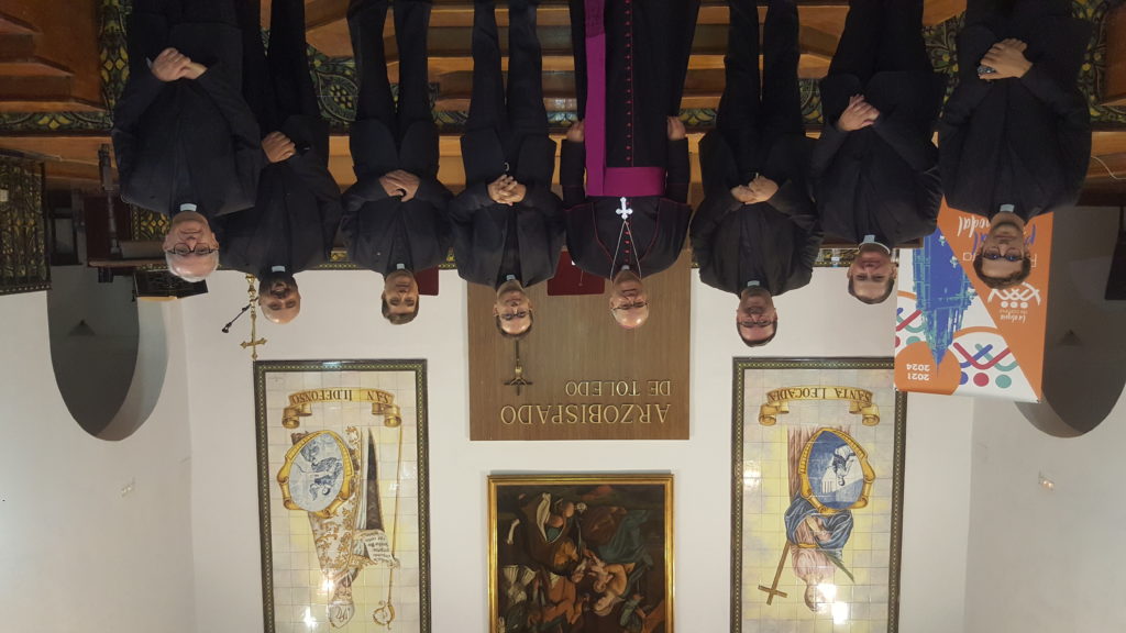 Cerro con los delegados episcopales, entre ellos Loriente